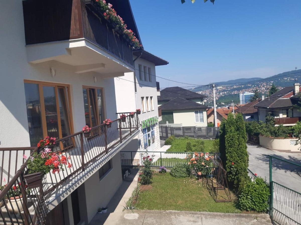 Ferienwohnung Route 68 Sarajevo Exterior foto
