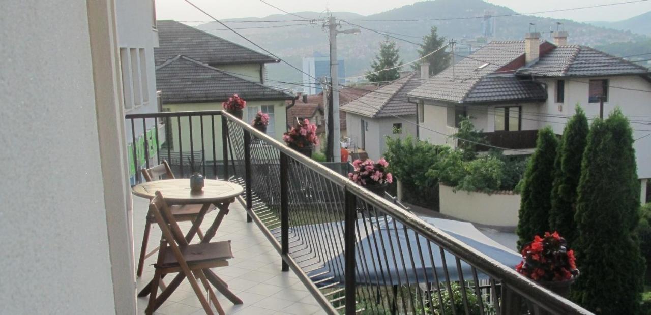 Ferienwohnung Route 68 Sarajevo Exterior foto